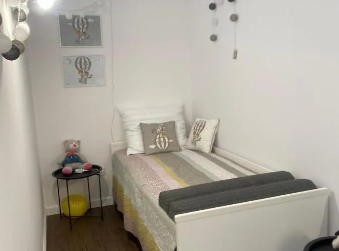 Pod Lasem بيت للعطل Kolczyglowy